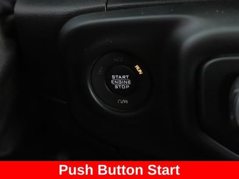 Used 2018 Jeep Wrangler Sport AWD/4WD image 22