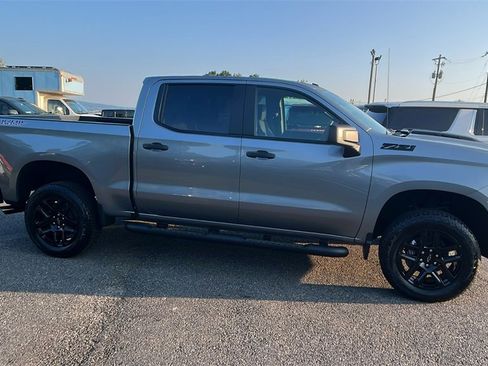 New 2026 Chevrolet Silverado 1500 Custom Trail Boss w/ Turbomax Blackout Package image 4