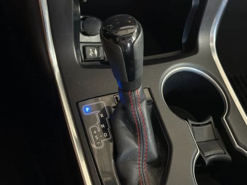 Used 2015 Toyota Camry SE FWD image 21