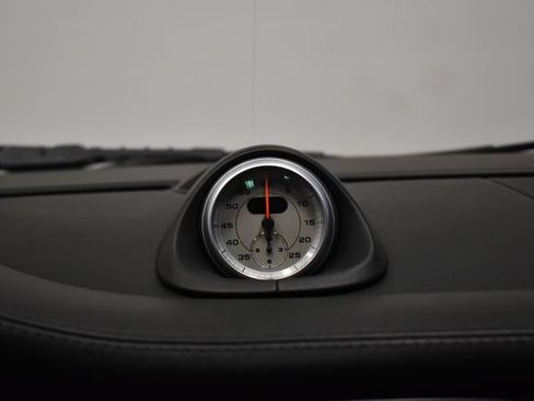 Used 2009 Porsche 911 Carrera 4S AWD/4WD image 18