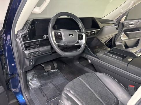 Used 2025 INFINITI QX80 Sensory AWD/4WD image 15
