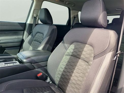 Used 2022 Nissan Pathfinder SV image 23