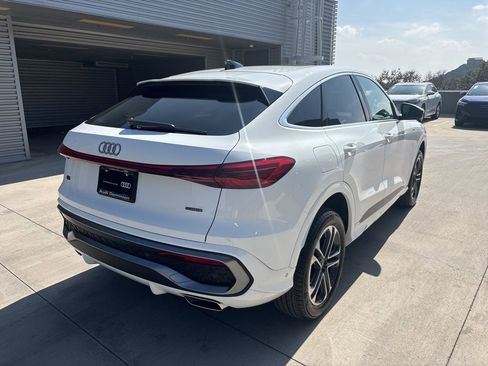 Used 2025 Audi Q5 Premium w/ Convenience Package image 6