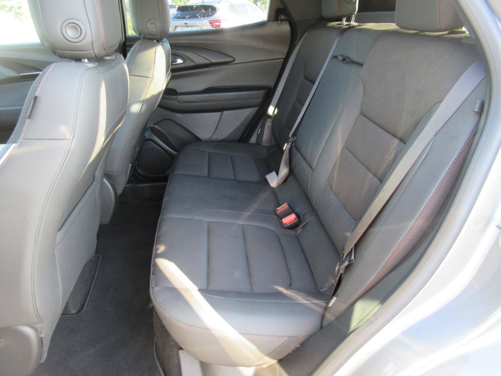 Used 2023 Chevrolet TrailBlazer RS w/ Convenience Package FWD image 34