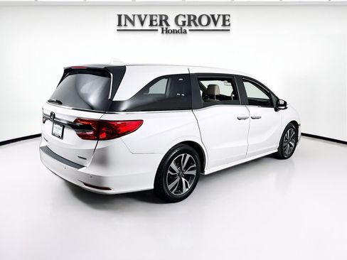 Used 2023 Honda Odyssey Touring image 5