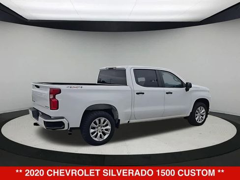 Used 2020 Chevrolet Silverado 1500 Custom w/ Custom Value Package AWD/4WD image 8