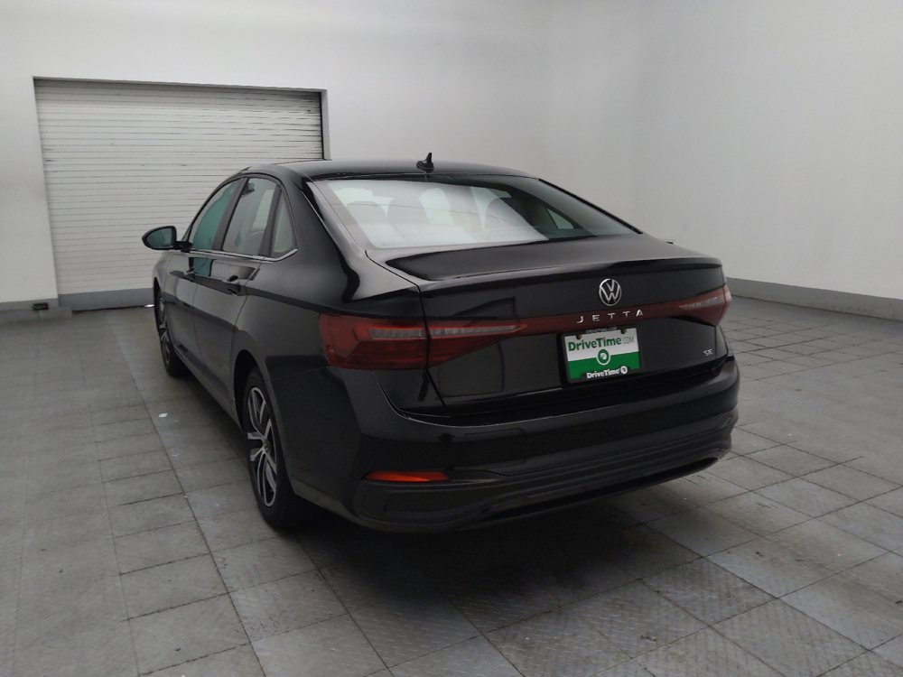 Used 2025 Volkswagen Jetta SE FWD image 5