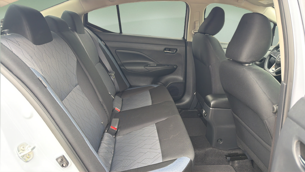 Used 2025 Nissan Versa SV w/ Trunk Package FWD image 10