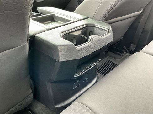 Used 2024 Toyota Tundra SR image 31