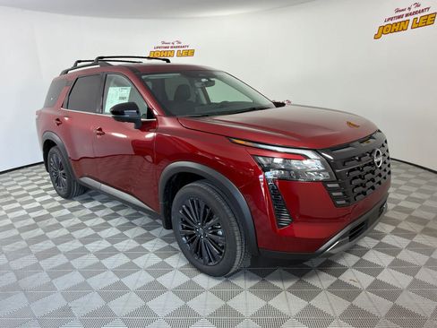New 2026 Nissan Pathfinder SL w/ SL Premium Package FWD image 8