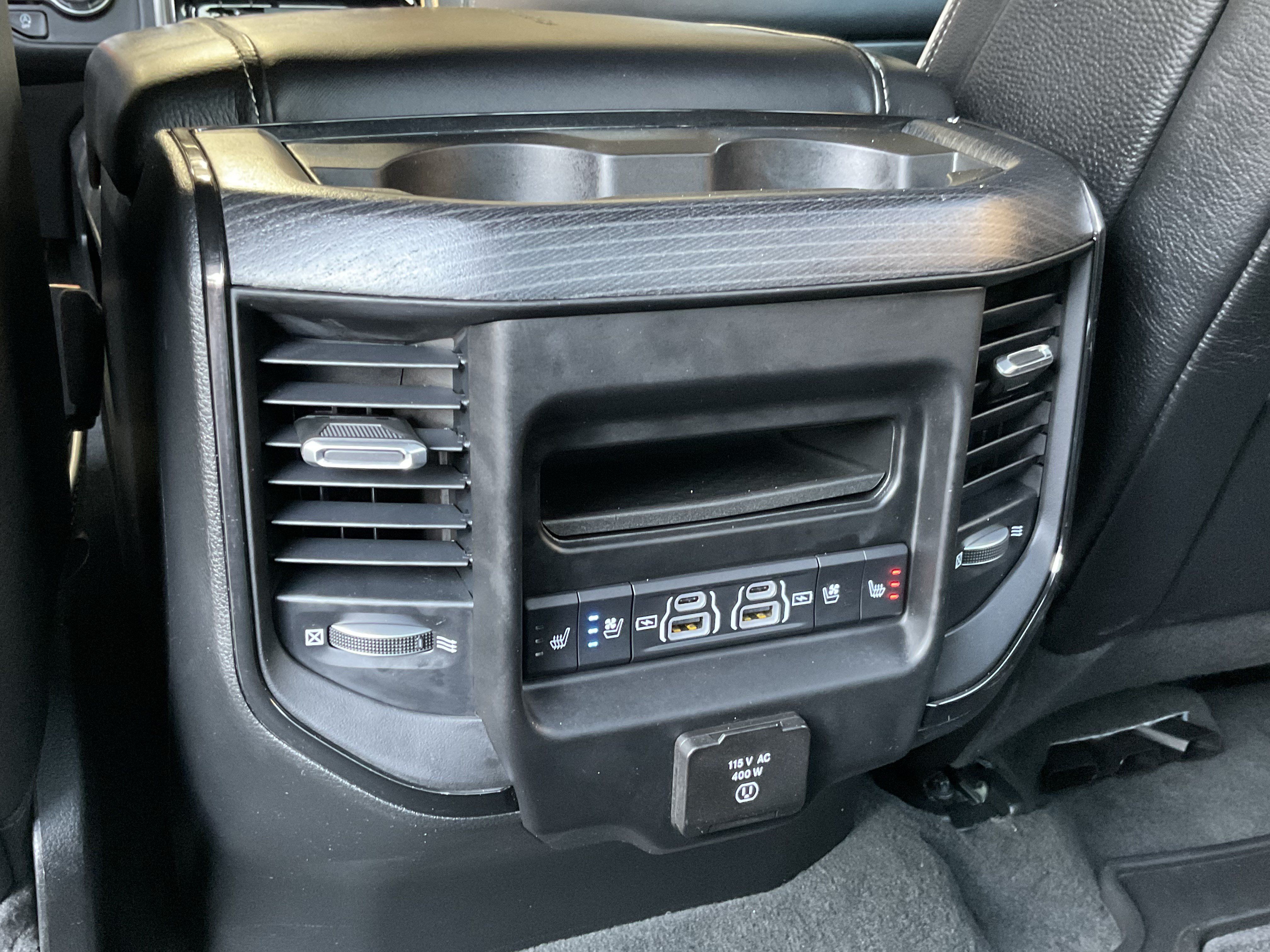 Used 2023 RAM 1500 Limited w/ Body-Colour Bumper Group AWD/4WD image 36