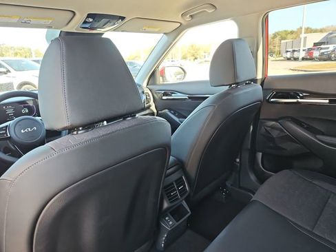 New 2026 Kia Seltos S image 7