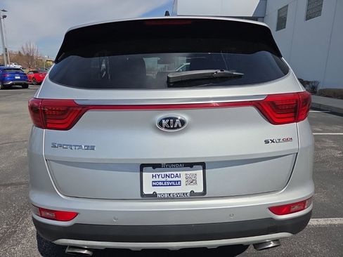 Used 2018 Kia Sportage SX image 9