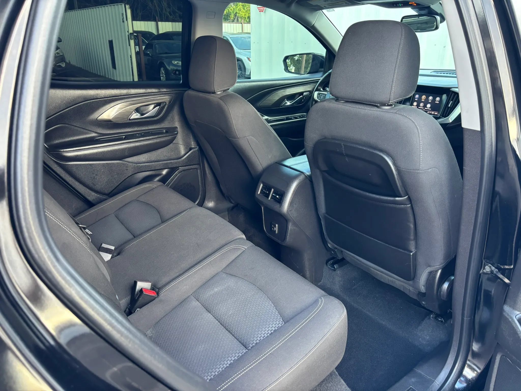 Used 2023 GMC Terrain SLE FWD image 43