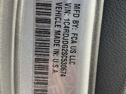 Certified 2025 Dodge Durango GT image 25