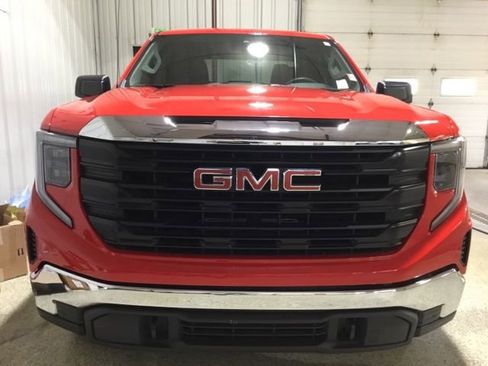 Used 2023 GMC Sierra 1500 Pro w/ Pro Value Package image 6