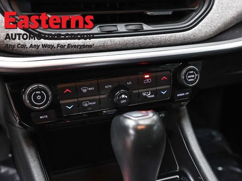 Used 2022 Jeep Compass Latitude w/ Convenience Group AWD/4WD image 20