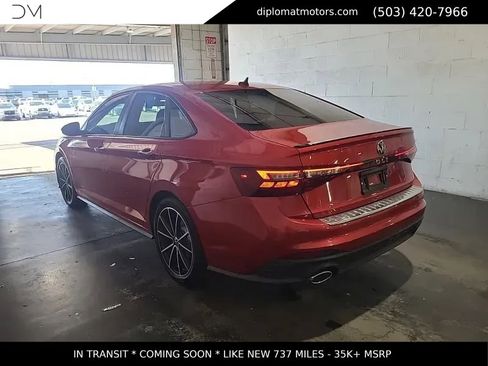 Used 2025 Volkswagen Jetta GLI Autobahn FWD image 6