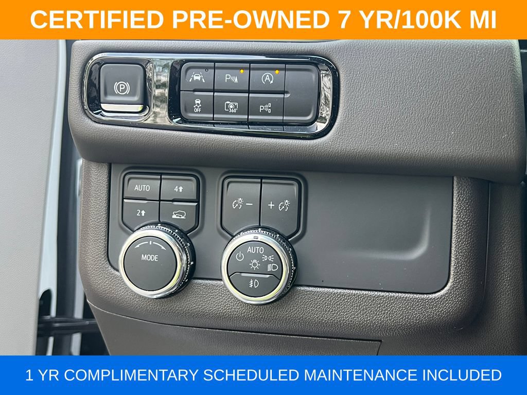 Used 2025 GMC Yukon XL Elevation AWD/4WD image 34