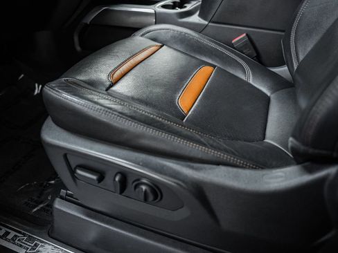 Used 2022 GMC Sierra 3500 AT4 w/ AT4 Preferred Package image 45