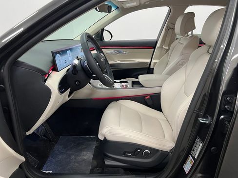 New 2026 Genesis GV70 2.5T Select image 10