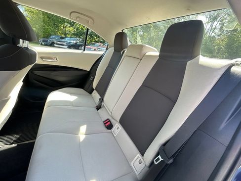 Used 2021 Toyota Corolla LE w/ LE Convenience Package FWD image 24