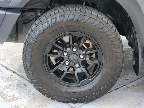 Used 2018 RAM 1500 Rebel w/ Luxury Group AWD/4WD image 14