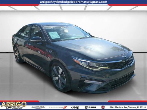 Used 2020 Kia Optima S image 1