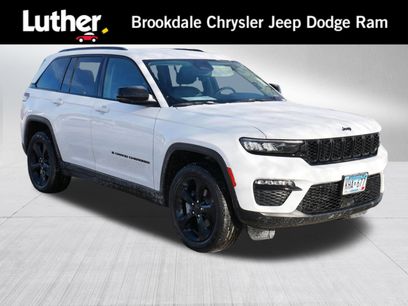 Used 2023 Jeep Grand Cherokee Limited w/ Black Appearance Package