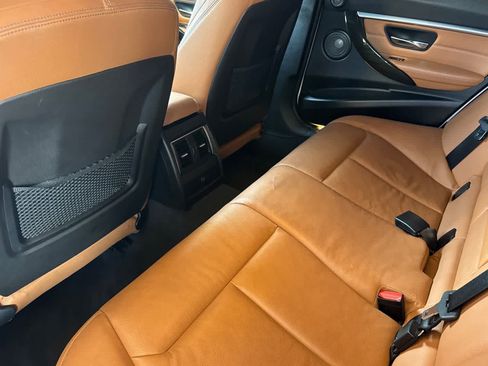 Used 2018 BMW 330e RWD image 4