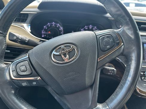 Used 2013 Toyota Avalon XLE Touring FWD image 13