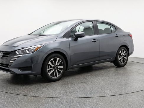 Used 2025 Nissan Versa SV FWD image 3