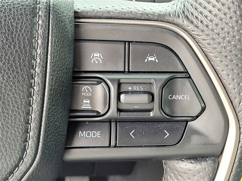 Used 2024 Toyota Tacoma Trailhunter image 30