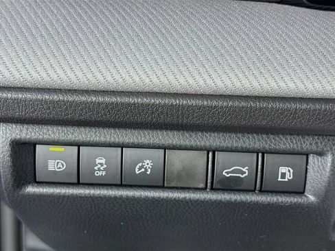 New 2026 Toyota Camry Hybrid FWD image 13