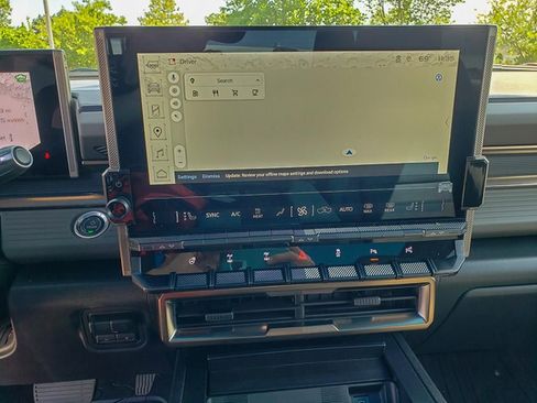 Used 2024 GMC Hummer EV 3X w/ Battery Pack, 24 Module Pack image 17