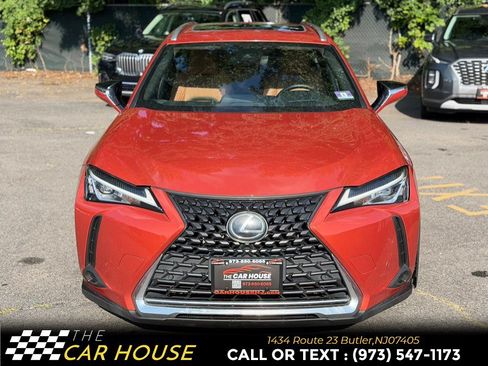 Used 2019 Lexus UX 200 w/ Premium Package FWD image 7