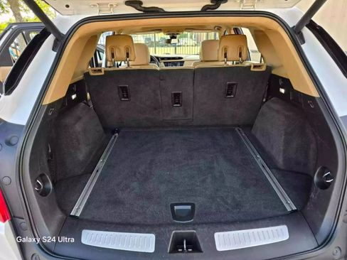 Used 2017 Cadillac XT5 Platinum image 9