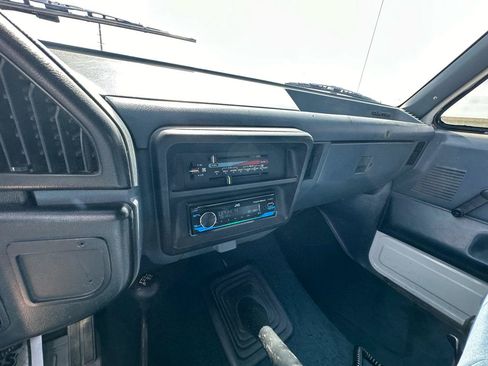 Used 1990 Ford F350 4x4 Crew Cab image 26