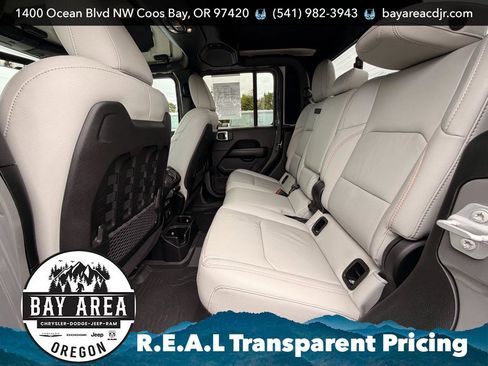 Used 2020 Jeep Gladiator Mojave AWD/4WD image 16