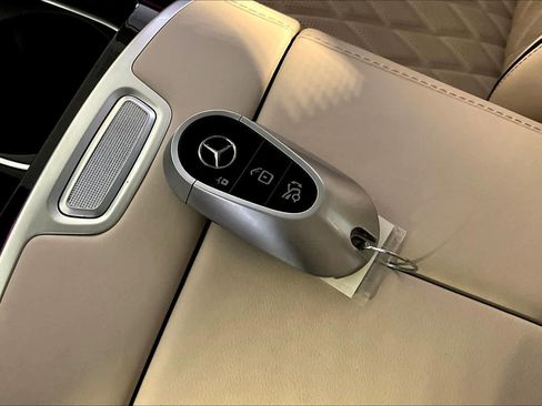 Certified 2023 Mercedes-Benz S 500 4MATIC image 15