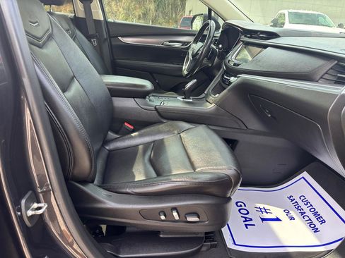 Used 2019 Cadillac XT5 Luxury image 15