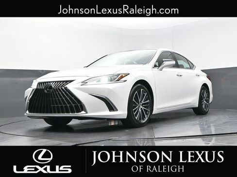 Used 2025 Lexus ES 350 w/ Premium Package FWD image 16