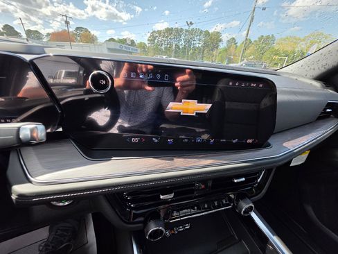 New 2026 Chevrolet Tahoe Z71 image 15