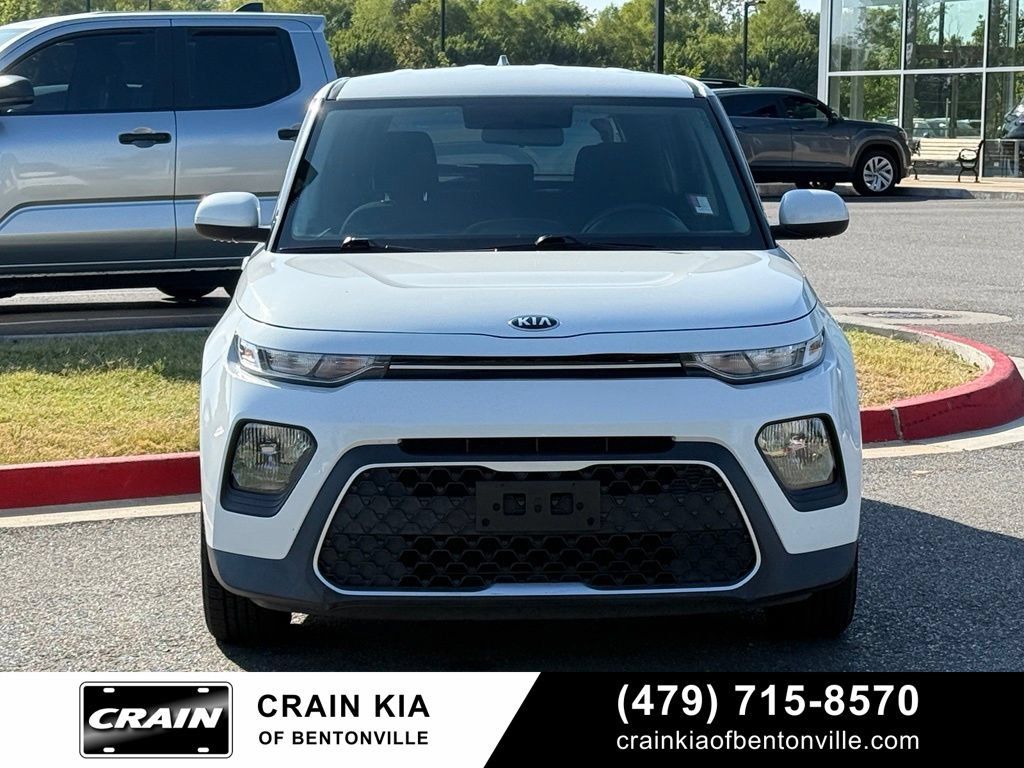 Used 2020 Kia Soul LX FWD image 2