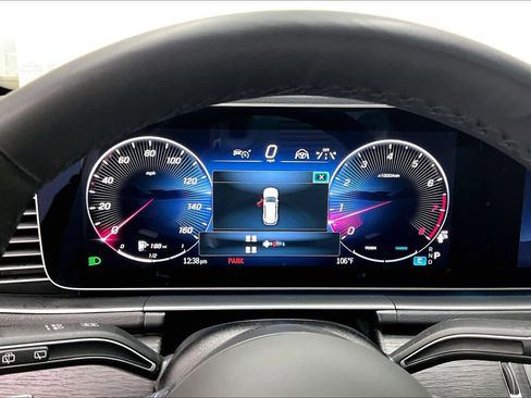 Certified 2026 Mercedes-Benz GLS 580 4MATIC image 24