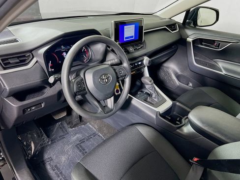 Certified 2025 Toyota RAV4 LE FWD image 10