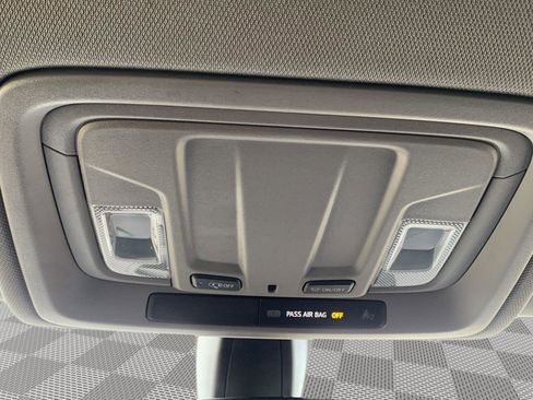 Used 2022 Chevrolet Silverado 1500 W/T w/ Trailering Package image 12