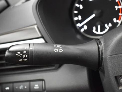 Used 2024 Nissan Altima 2.5 SV image 24