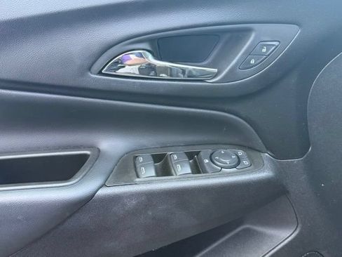 Certified 2024 Chevrolet Equinox LT FWD image 22