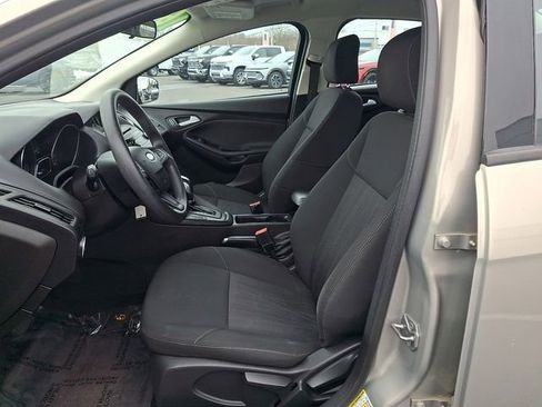 Used 2016 Ford Focus SE image 13